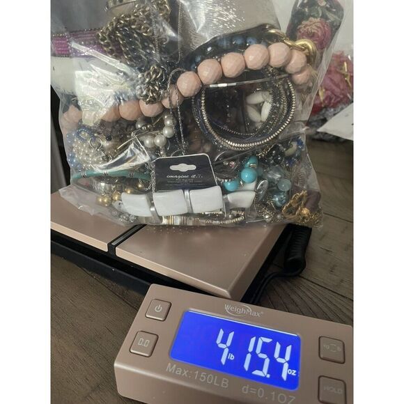 Vintage Jewelry Modern Lot Craft Junk 5 Pounds L1 Most Wearable Or Resellable - Picture 6 of 6